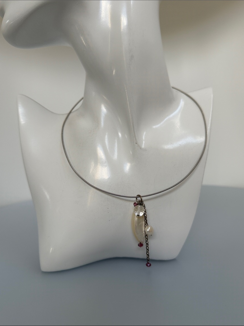 925 Sterling Silver Pearl and Amethyst Gems Pendant Choker
